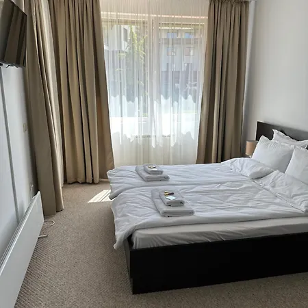 Апартаменты Monarx *