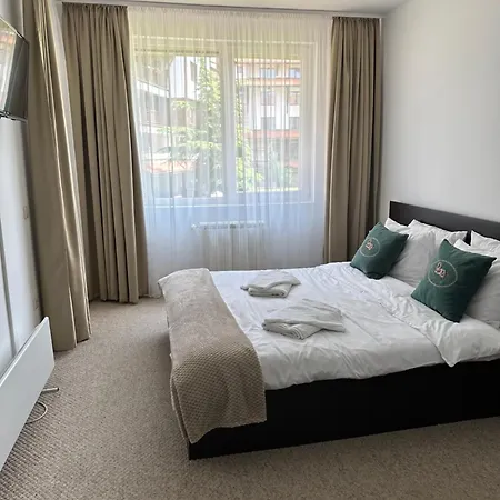 Monarx Apartment